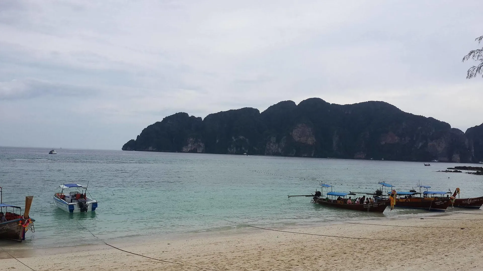 Pp Blue Sky Resort-Sha Plus Islas Phi Phi 3*,  Tailandia