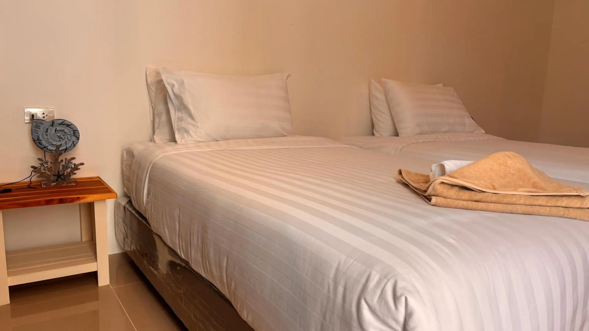 Pp Blue Sky Resort-Sha Plus Phi Phi Don Resort